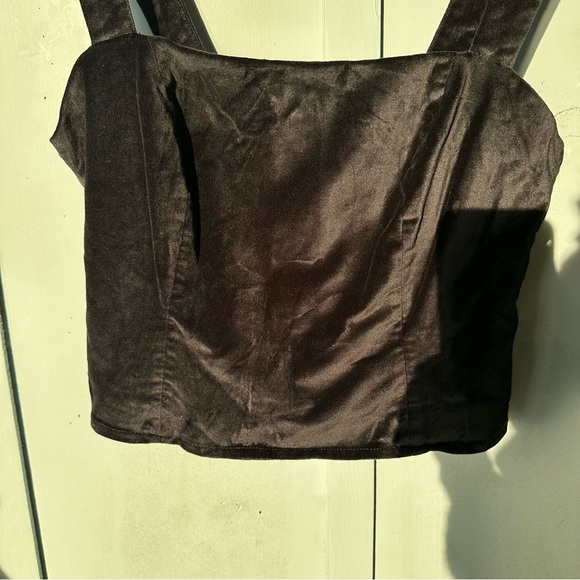 Anthropologie Maeve Emmanuelle
Cropped Velvet Black Tank Top Sz Medium - Picture 4 of 6